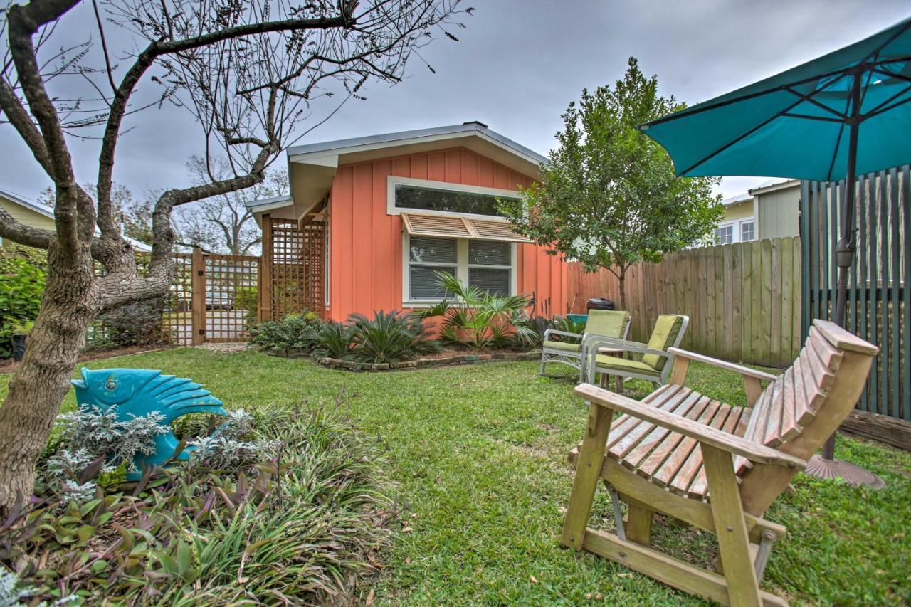 Old Town Getaway, Walk To Shopping, Dining, And Bay! Apartamento Bay St. Louis Exterior foto