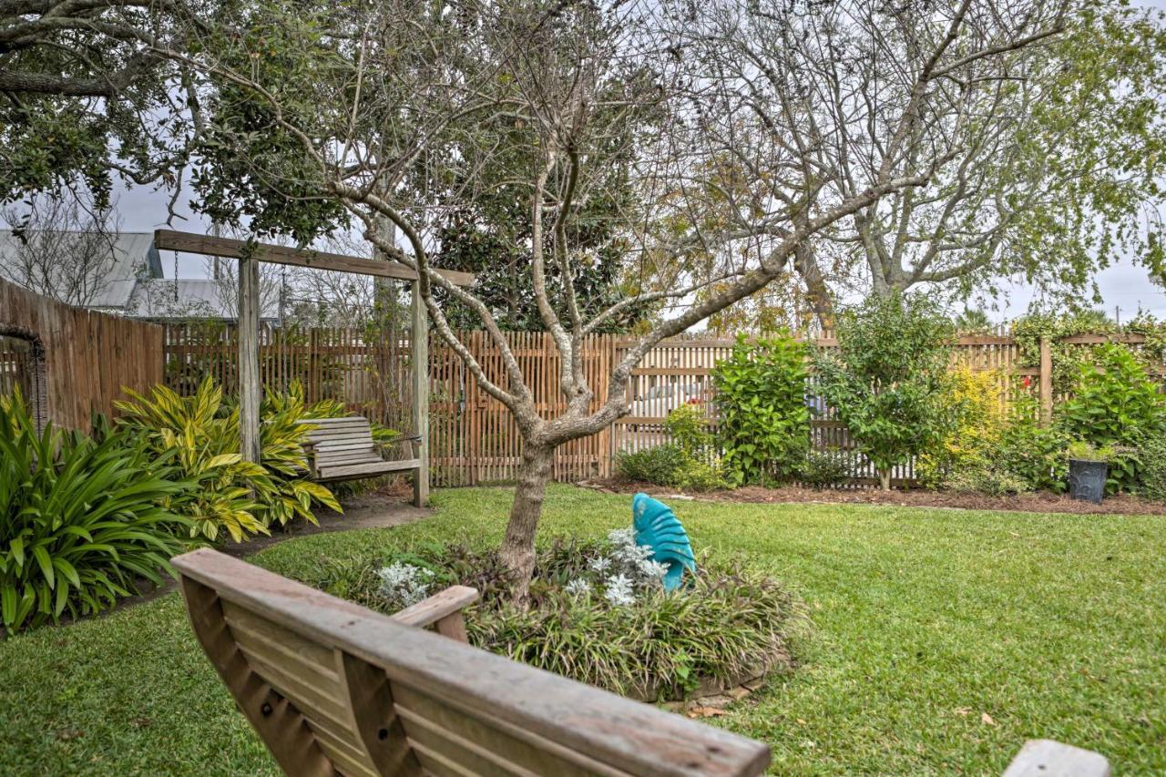 Old Town Getaway, Walk To Shopping, Dining, And Bay! Apartamento Bay St. Louis Exterior foto