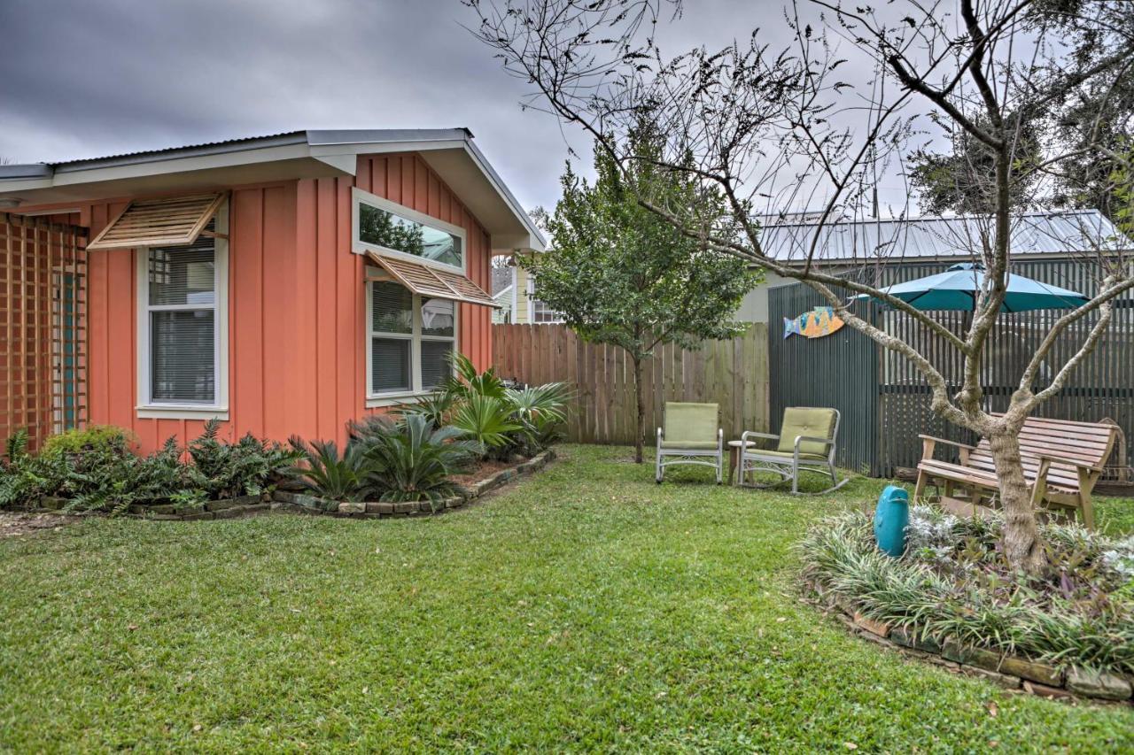 Old Town Getaway, Walk To Shopping, Dining, And Bay! Apartamento Bay St. Louis Exterior foto