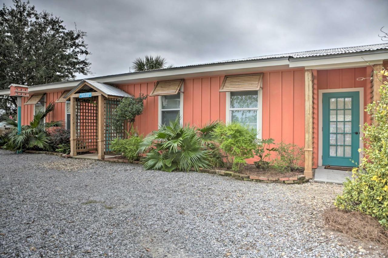 Old Town Getaway, Walk To Shopping, Dining, And Bay! Apartamento Bay St. Louis Exterior foto
