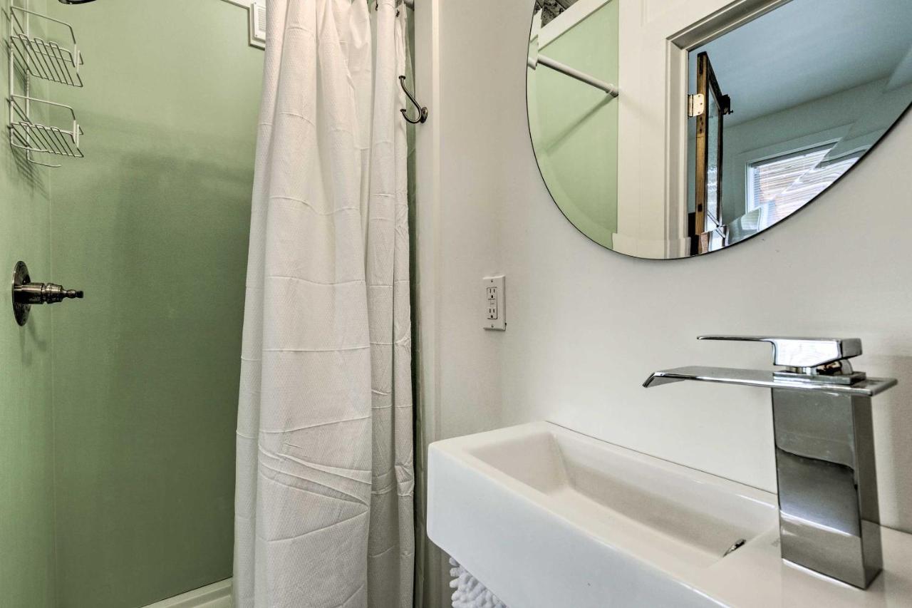 Old Town Getaway, Walk To Shopping, Dining, And Bay! Apartamento Bay St. Louis Exterior foto