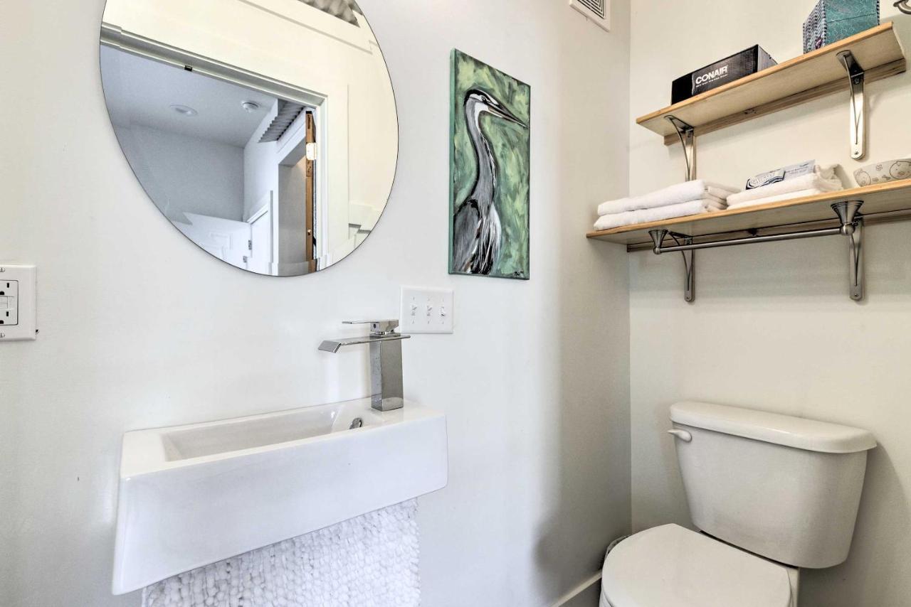 Old Town Getaway, Walk To Shopping, Dining, And Bay! Apartamento Bay St. Louis Exterior foto