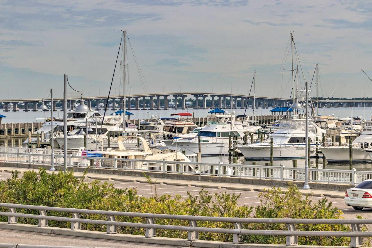 Old Town Getaway, Walk To Shopping, Dining, And Bay! Apartamento Bay St. Louis Exterior foto